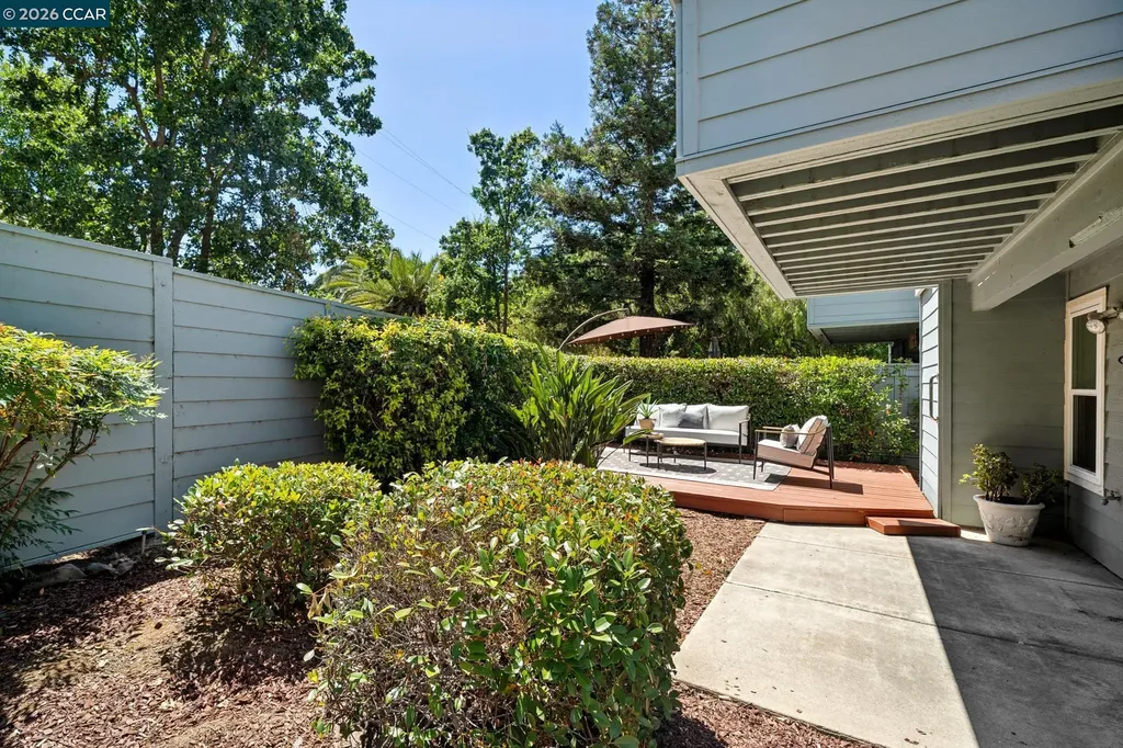 1875 Stratton Circle Walnut Creek CA 94598