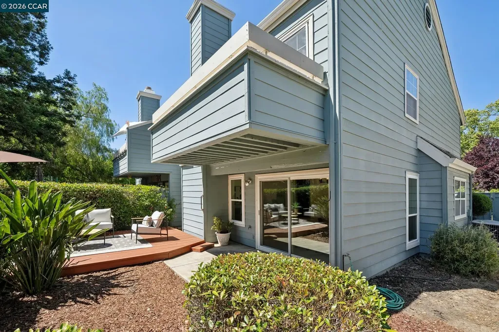 1875 Stratton Circle Walnut Creek CA 94598