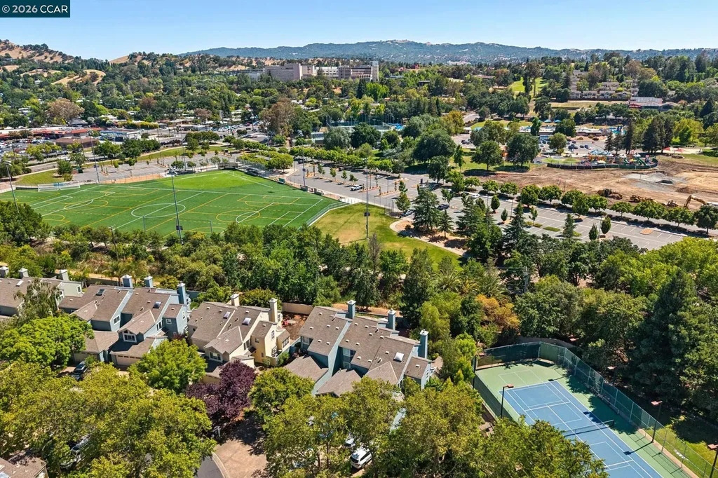 1875 Stratton Circle Walnut Creek CA 94598