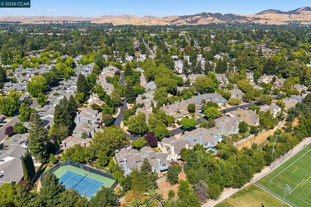 1875 Stratton Circle Walnut Creek CA 94598