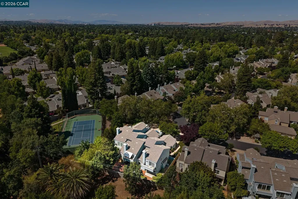 1875 Stratton Circle Walnut Creek CA 94598