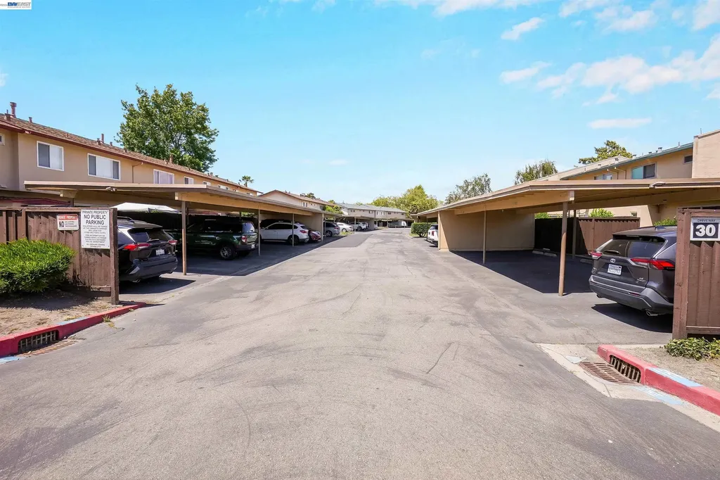 27818 Del Norte Court Hayward CA 94545