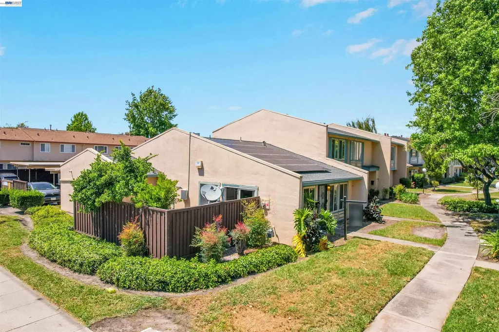 27818 Del Norte Court Hayward CA 94545