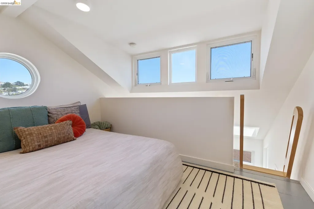 259 Staples Avenue San Francisco CA 94112