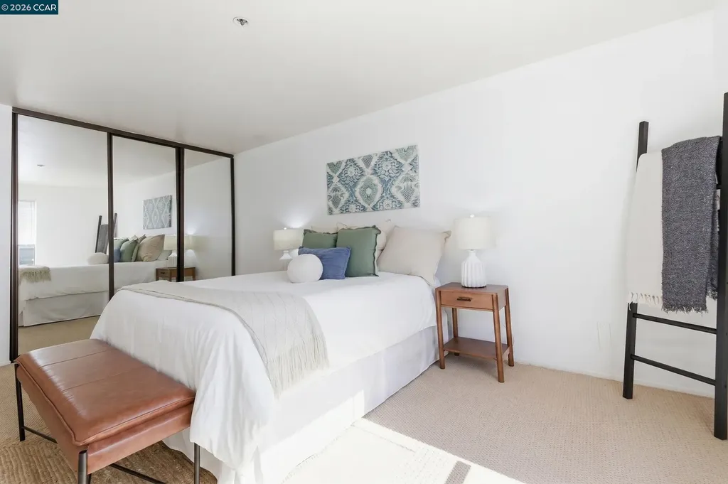 389 Belmont Street Oakland CA 94610