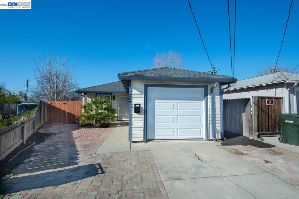 387 Elizabeth Court Livermore CA 94551