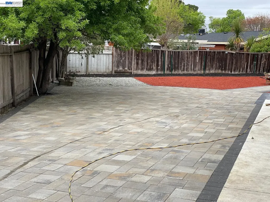 387 Elizabeth Court Livermore CA 94551