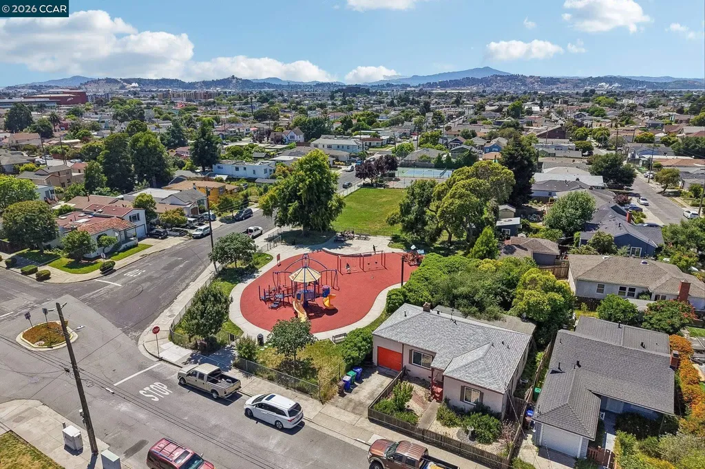 743 30th Street Richmond CA 94804