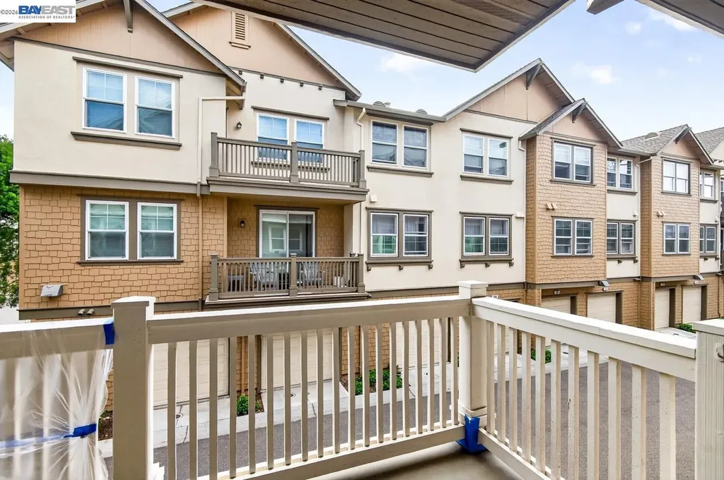 153 Gillette Place Livermore CA 94550
