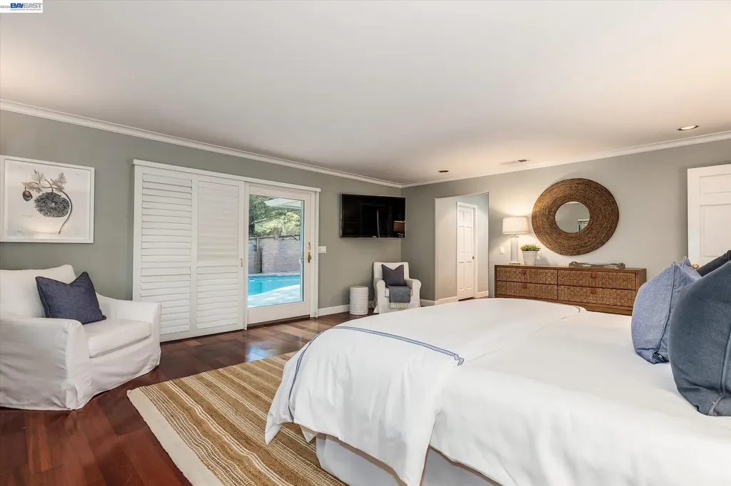 11 La Fond Lane Orinda CA 94563