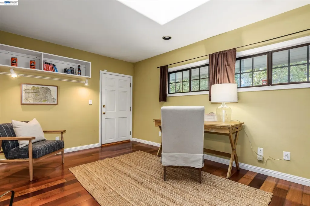 11 La Fond Lane Orinda CA 94563
