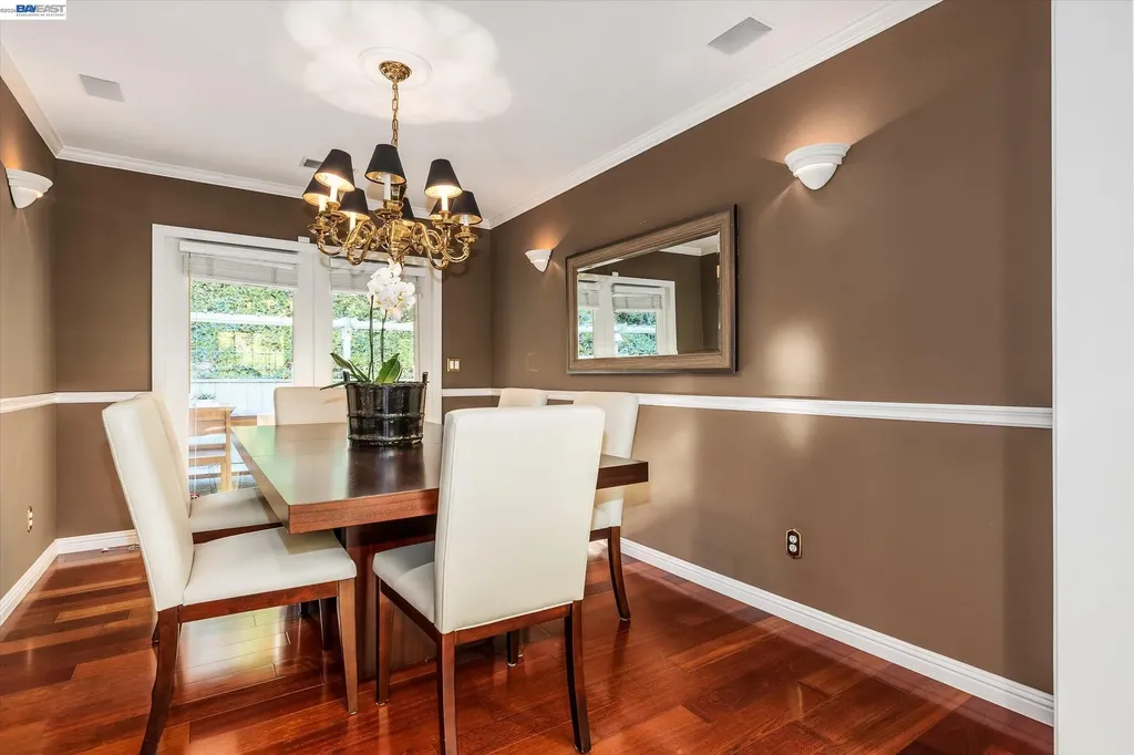 11 La Fond Lane Orinda CA 94563