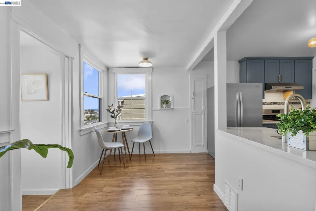 274 Staples Avenue San Francisco CA 94112