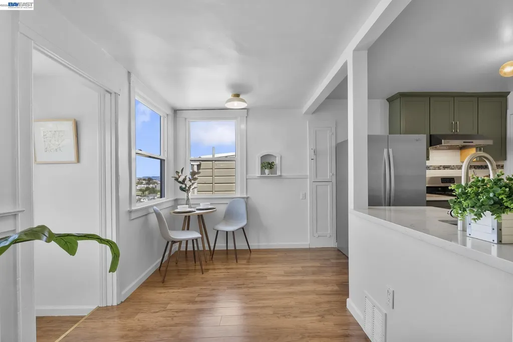 274 Staples Avenue San Francisco CA 94112