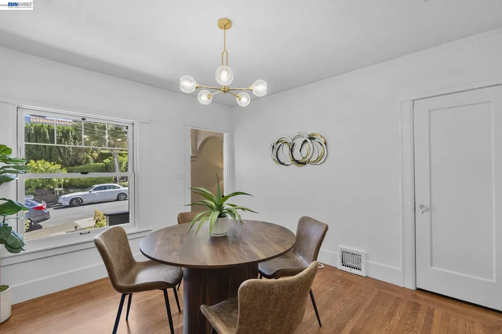 274 Staples Avenue San Francisco CA 94112