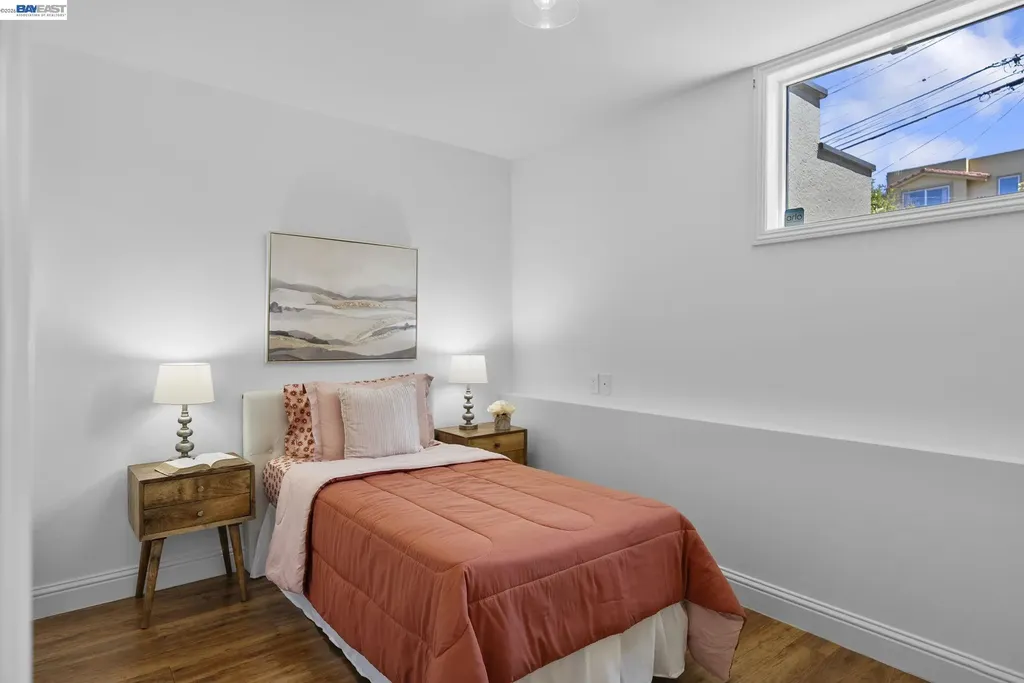 274 Staples Avenue San Francisco CA 94112