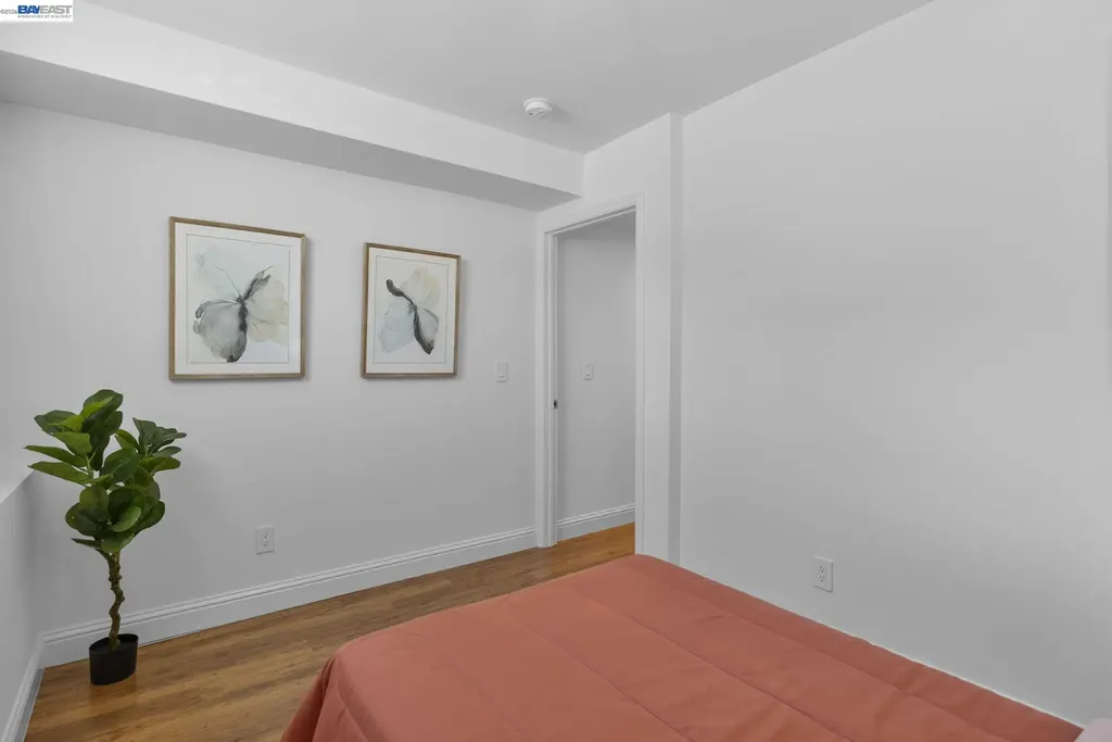 274 Staples Avenue San Francisco CA 94112