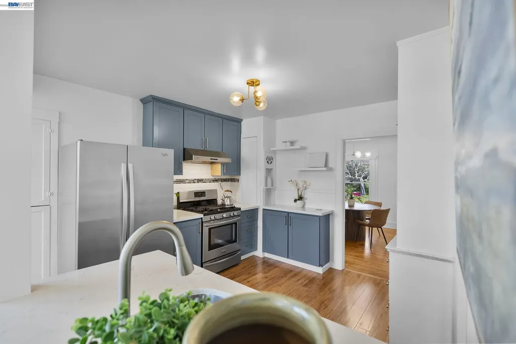 274 Staples Avenue San Francisco CA 94112