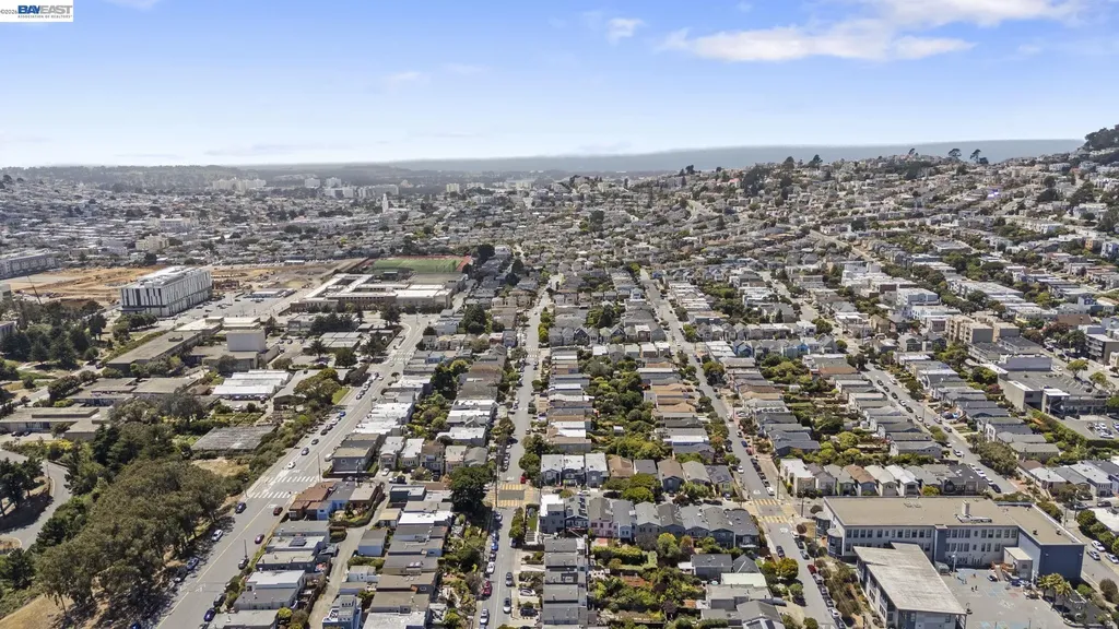 274 Staples Avenue San Francisco CA 94112