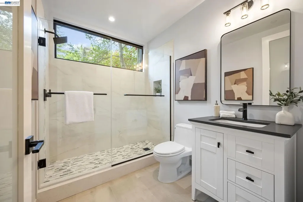 5883 Margarido Drive Oakland CA 94618