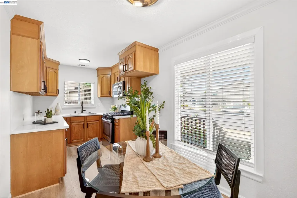 542 L Street Livermore CA 94551