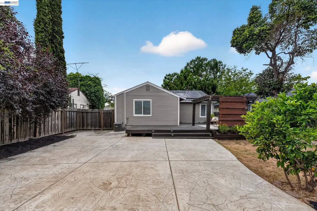 542 L Street Livermore CA 94551