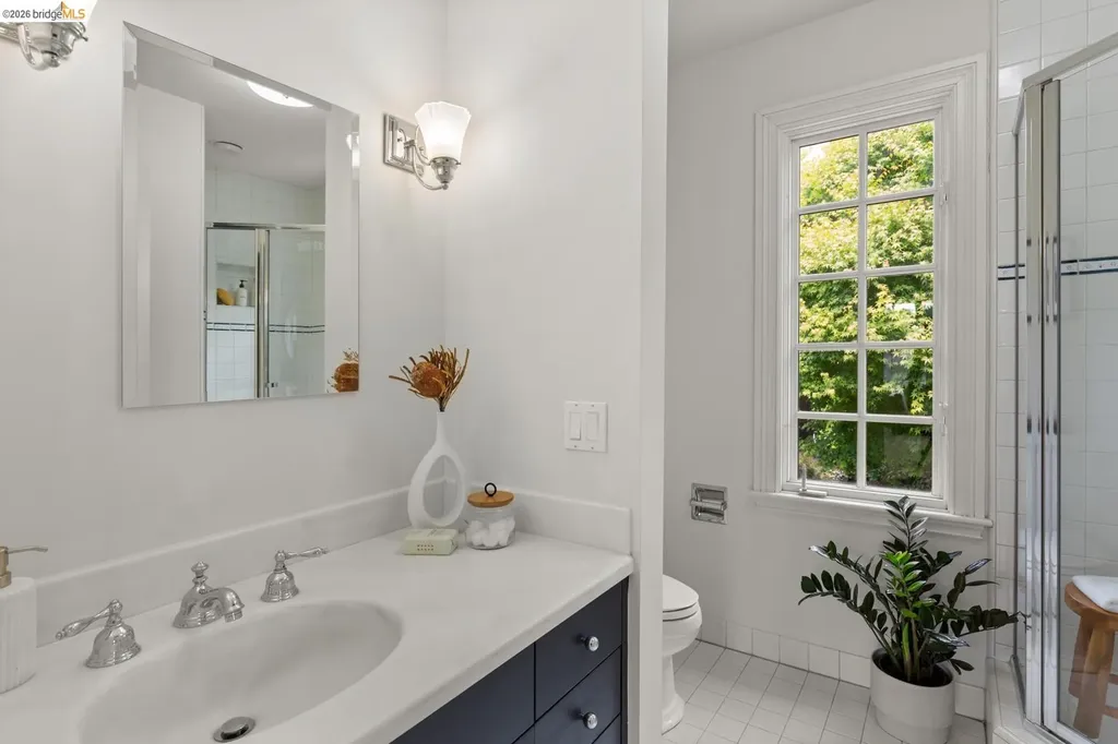 618 Mountain Boulevard Oakland CA 94611