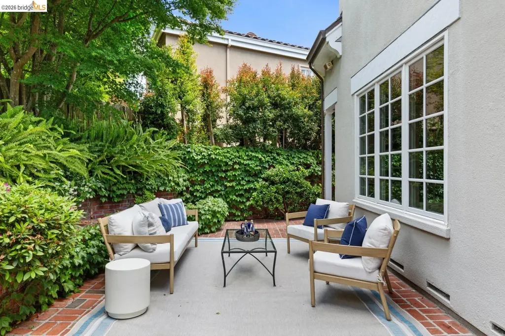618 Mountain Boulevard Oakland CA 94611