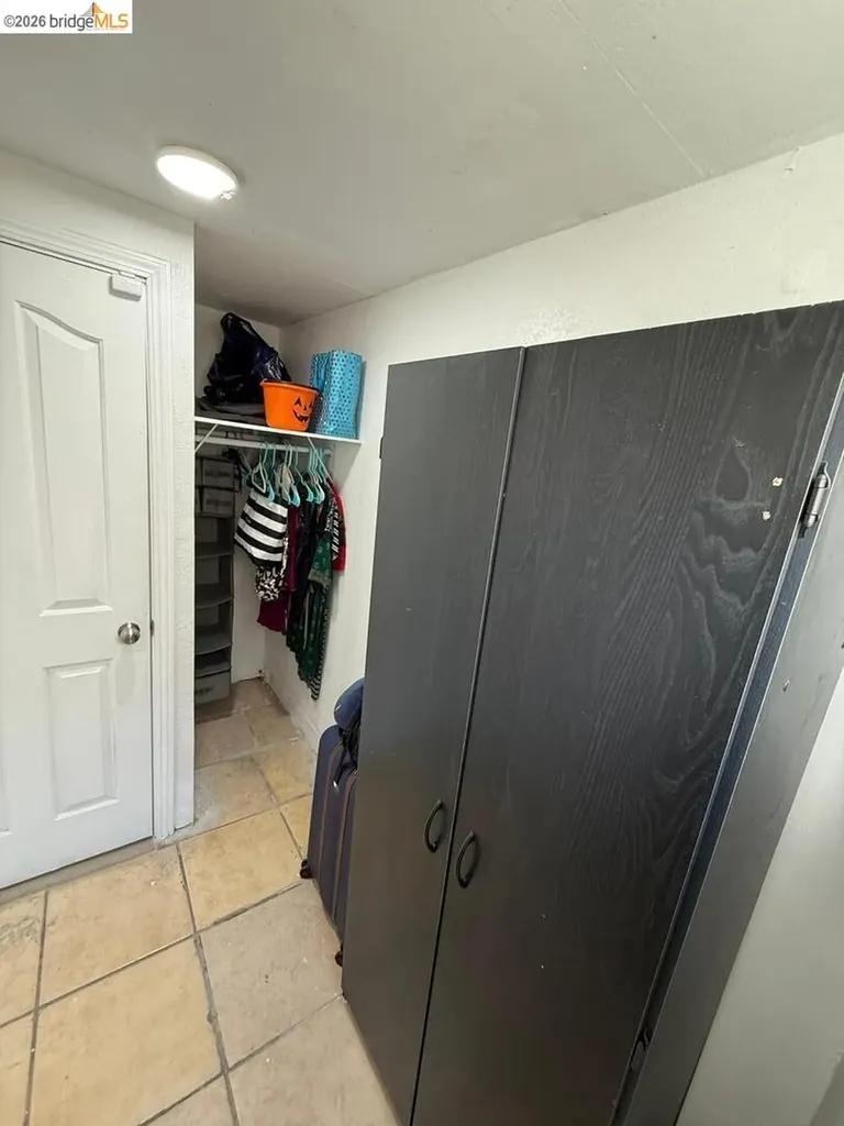 1242 88th Avenue Oakland CA 94621