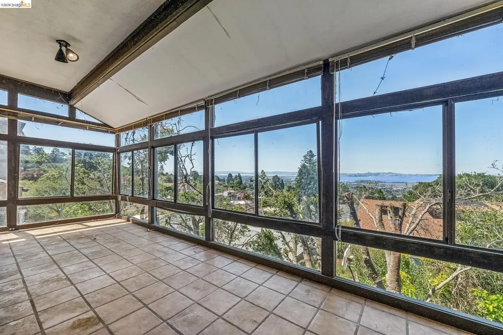 456 Kentucky Avenue Berkeley CA 94707