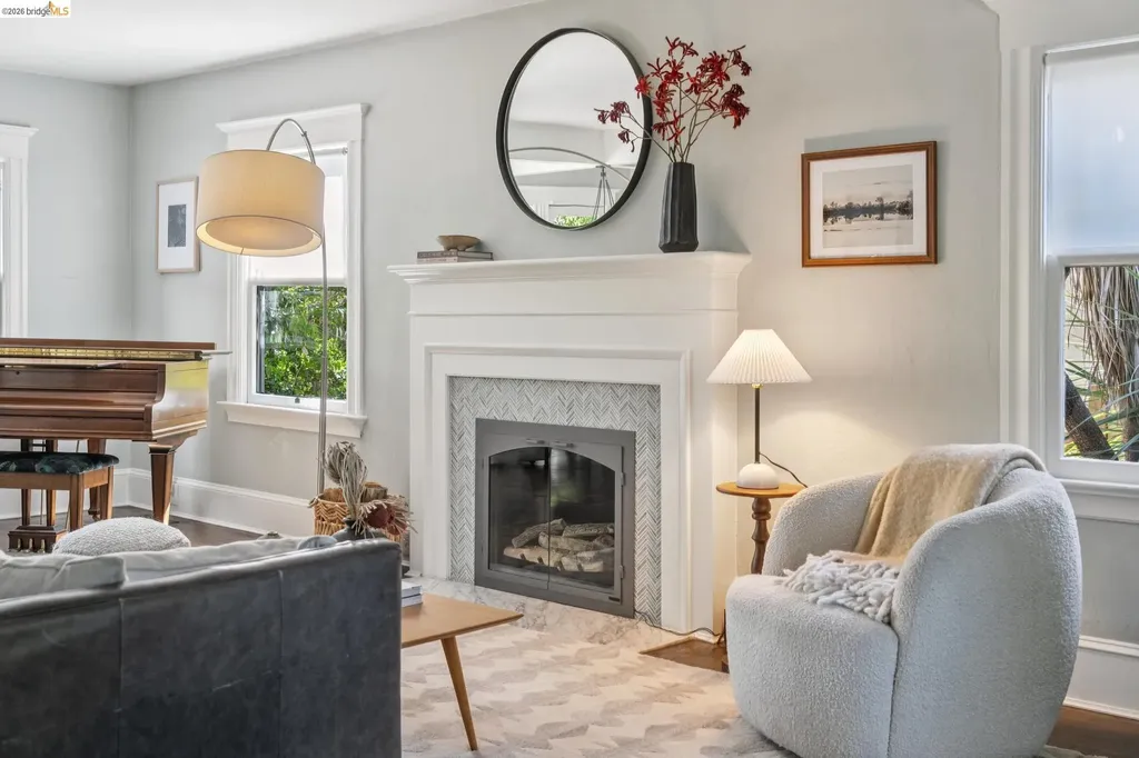 1994 Marin Avenue Berkeley CA 94707