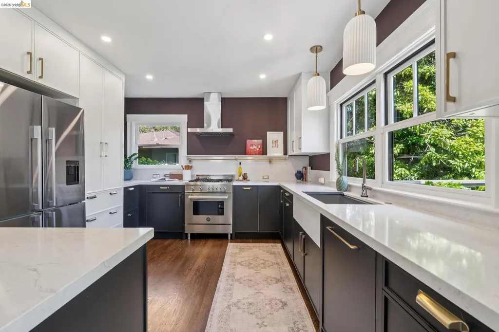 1994 Marin Avenue Berkeley CA 94707