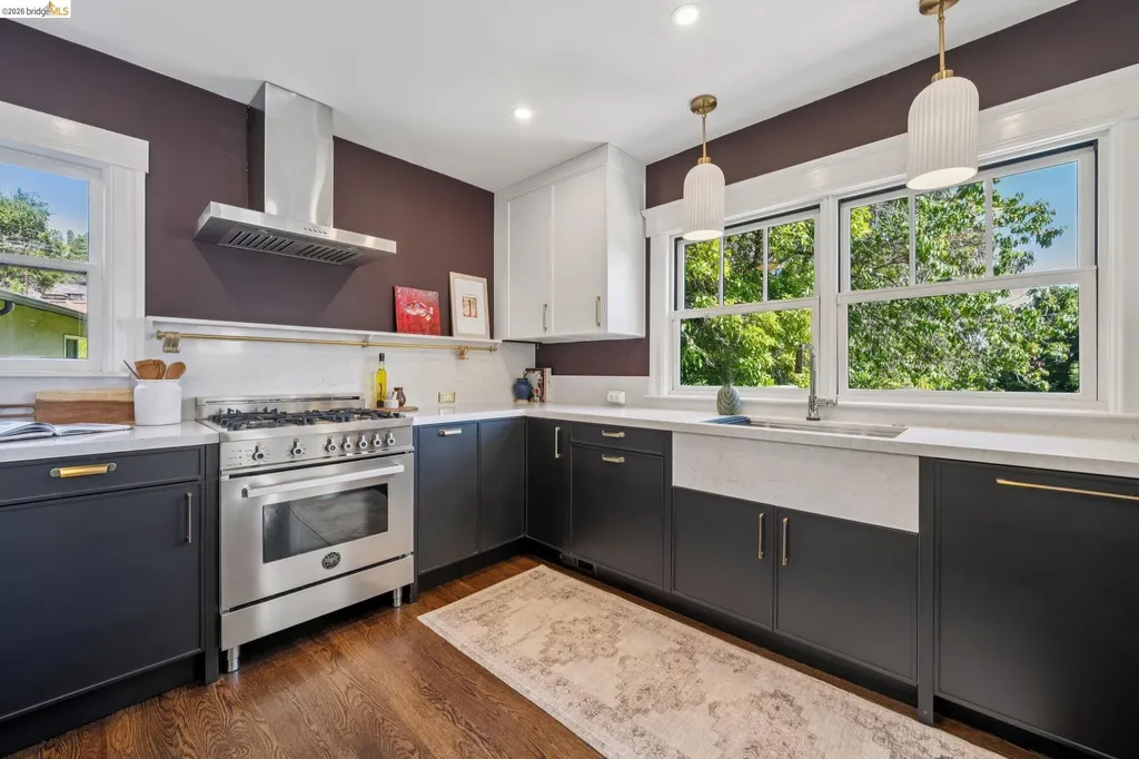 1994 Marin Avenue Berkeley CA 94707