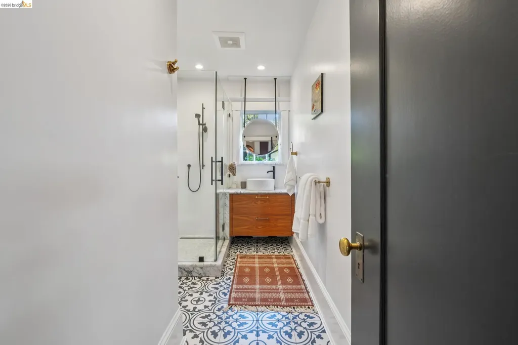 1994 Marin Avenue Berkeley CA 94707