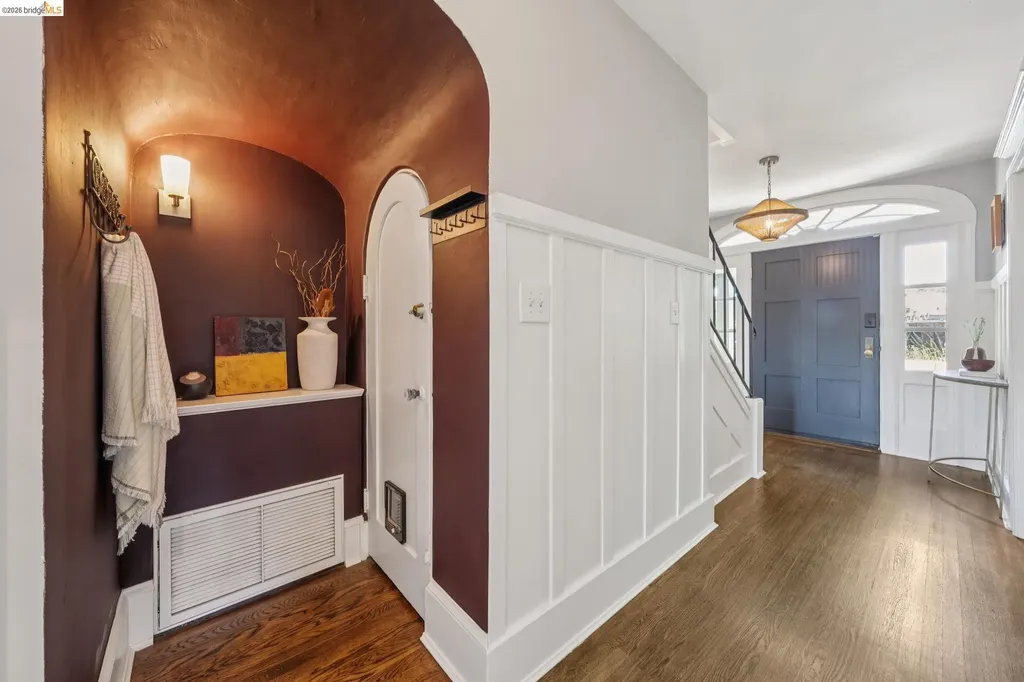1994 Marin Avenue Berkeley CA 94707