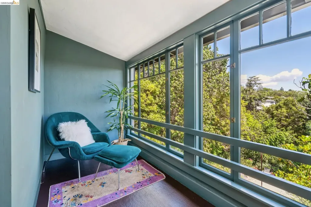 1994 Marin Avenue Berkeley CA 94707