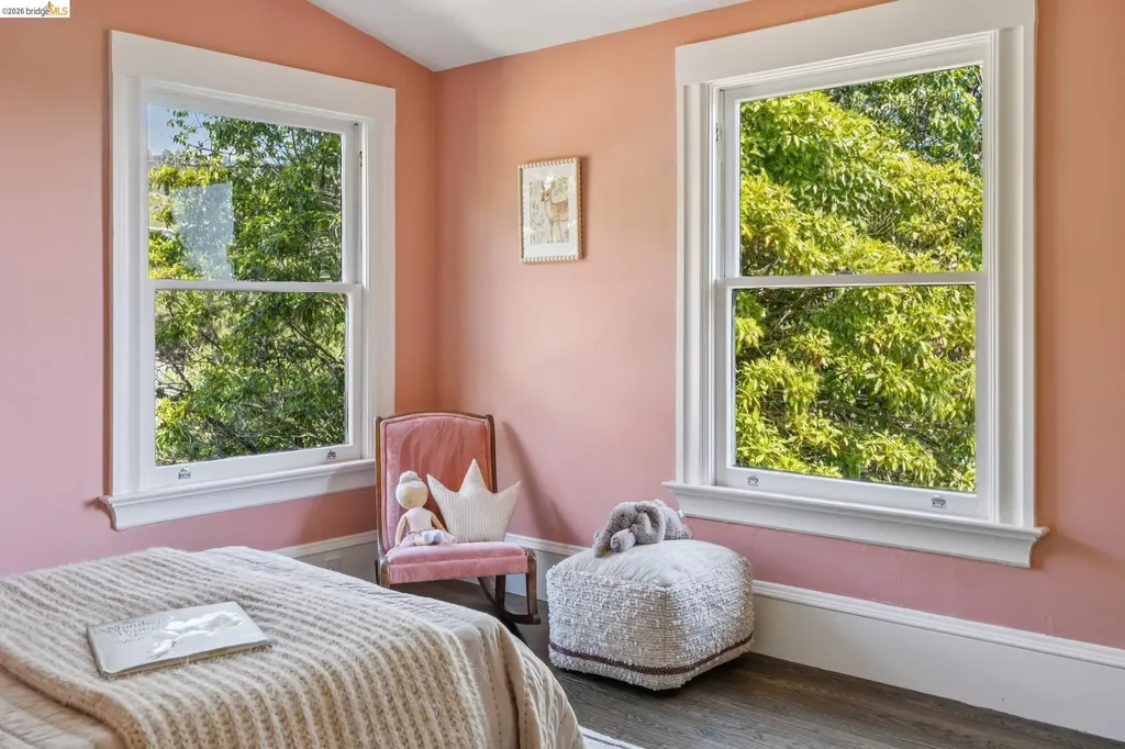 1994 Marin Avenue Berkeley CA 94707