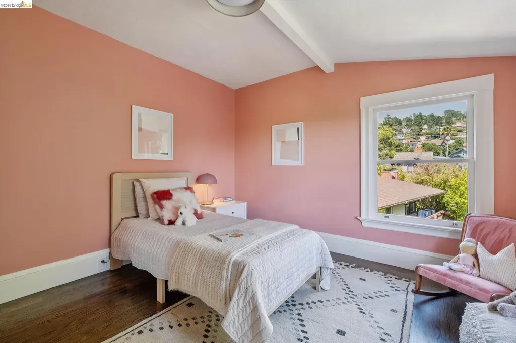 1994 Marin Avenue Berkeley CA 94707