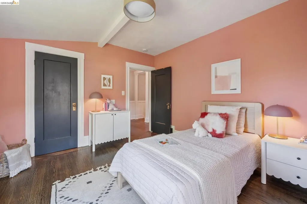 1994 Marin Avenue Berkeley CA 94707