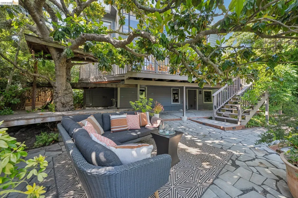 1994 Marin Avenue Berkeley CA 94707