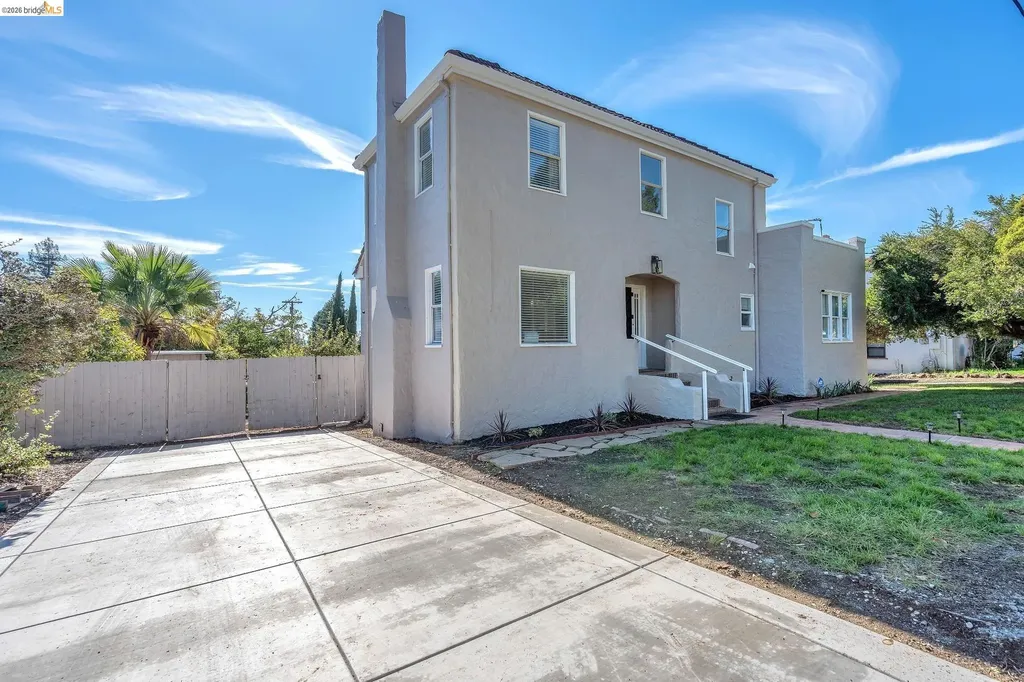 15 Monte Vista Avenue Vallejo CA 94590