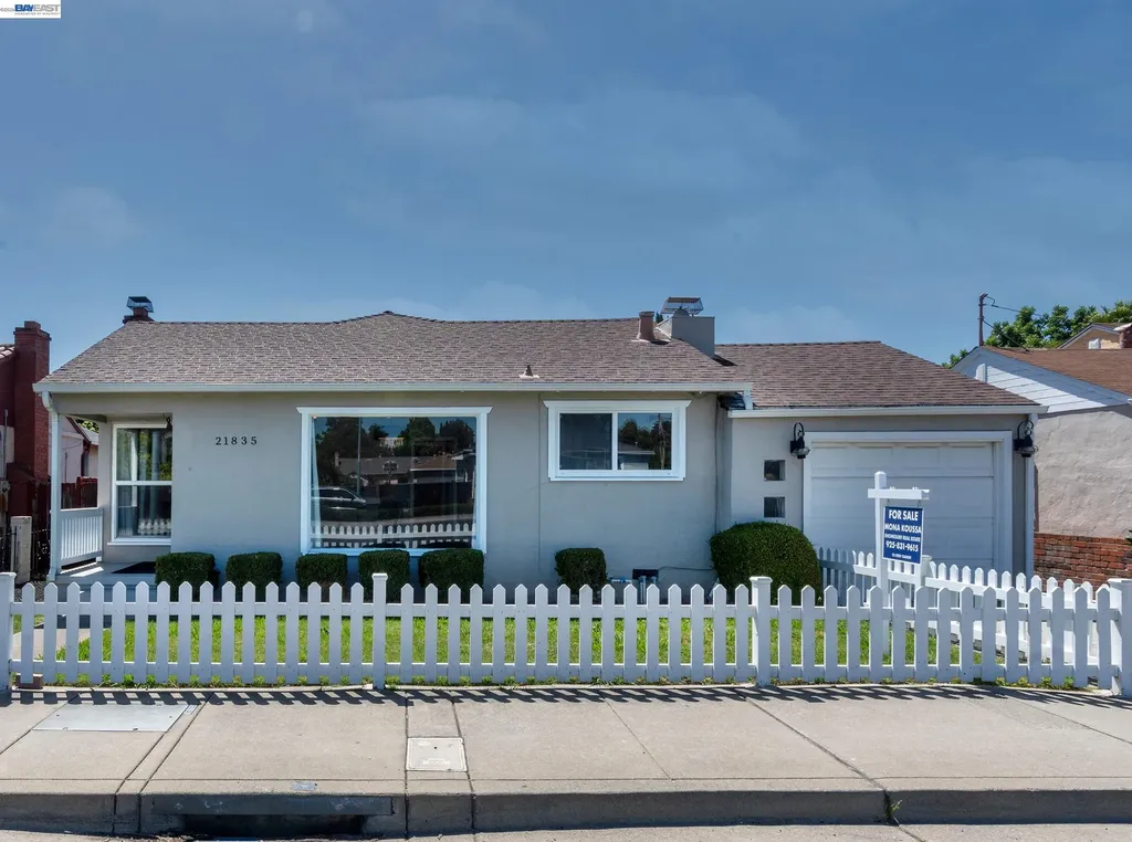 21835 Redwood Road Castro Valley CA 94546