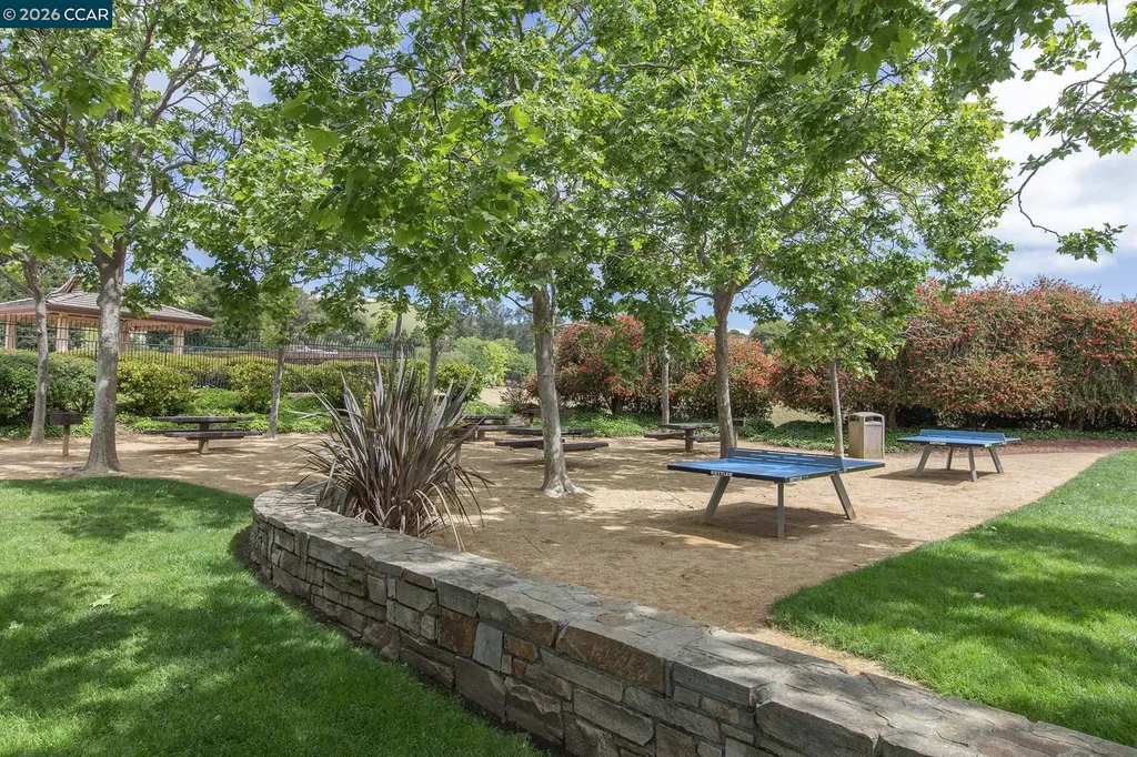 20057 Rawhide Way Castro Valley CA 94552