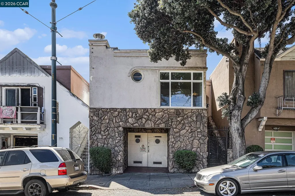 841 Ocean Avenue San Francisco CA 94112