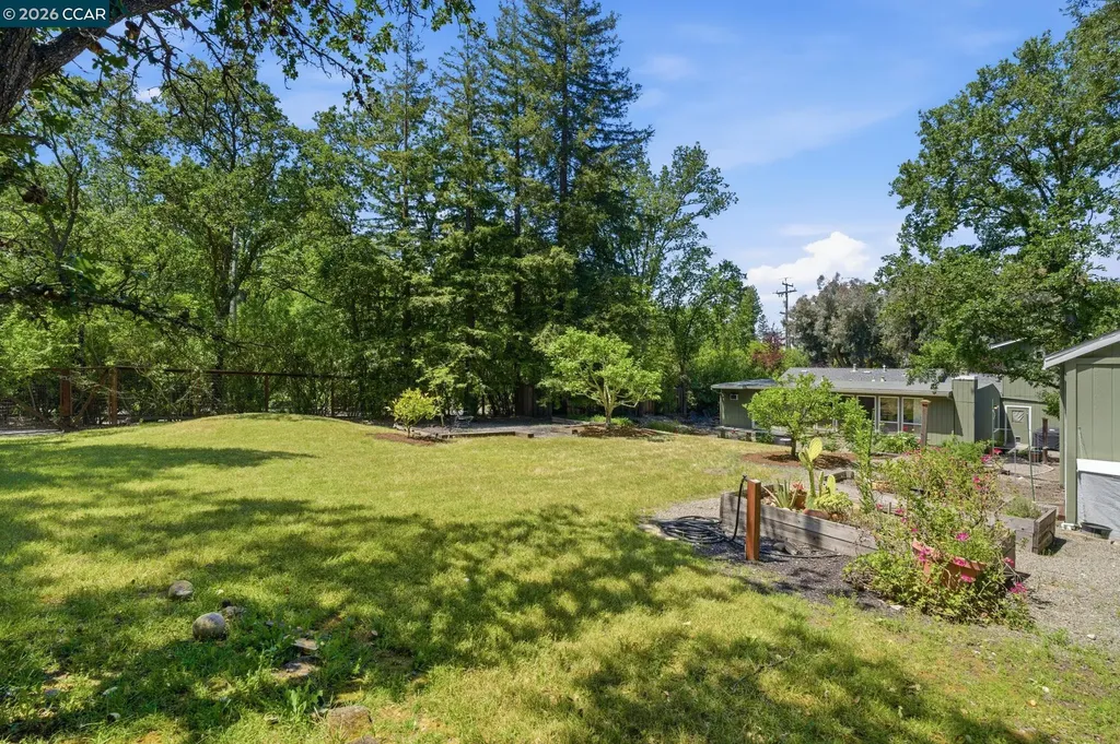 1237 Mountain View Boulevard Walnut Creek CA 94596