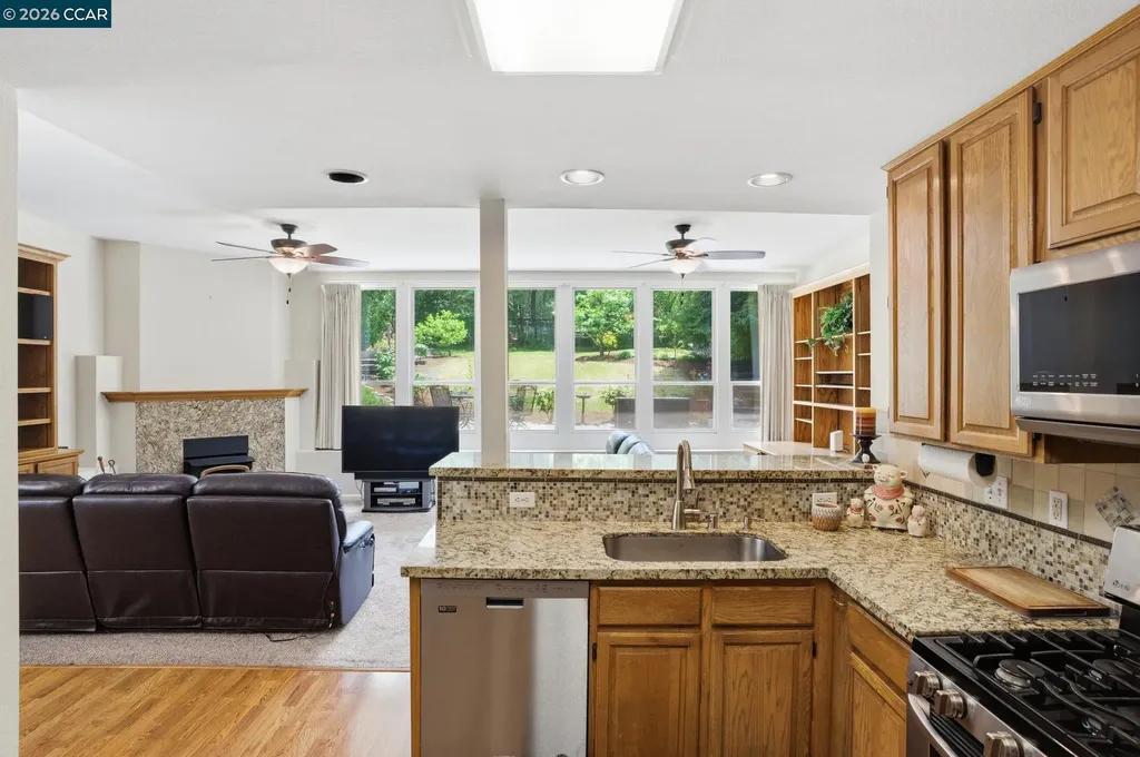 1237 Mountain View Boulevard Walnut Creek CA 94596