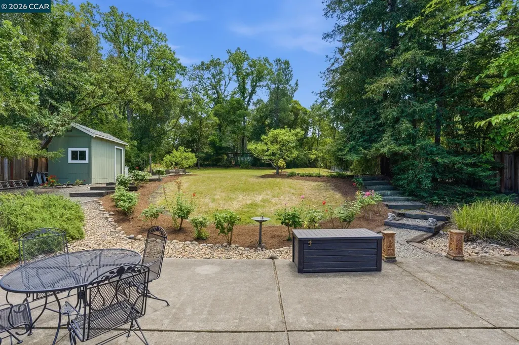 1237 Mountain View Boulevard Walnut Creek CA 94596