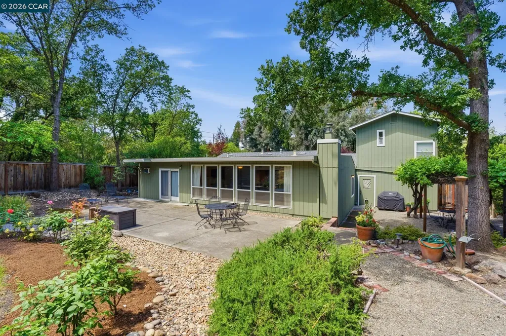 1237 Mountain View Boulevard Walnut Creek CA 94596