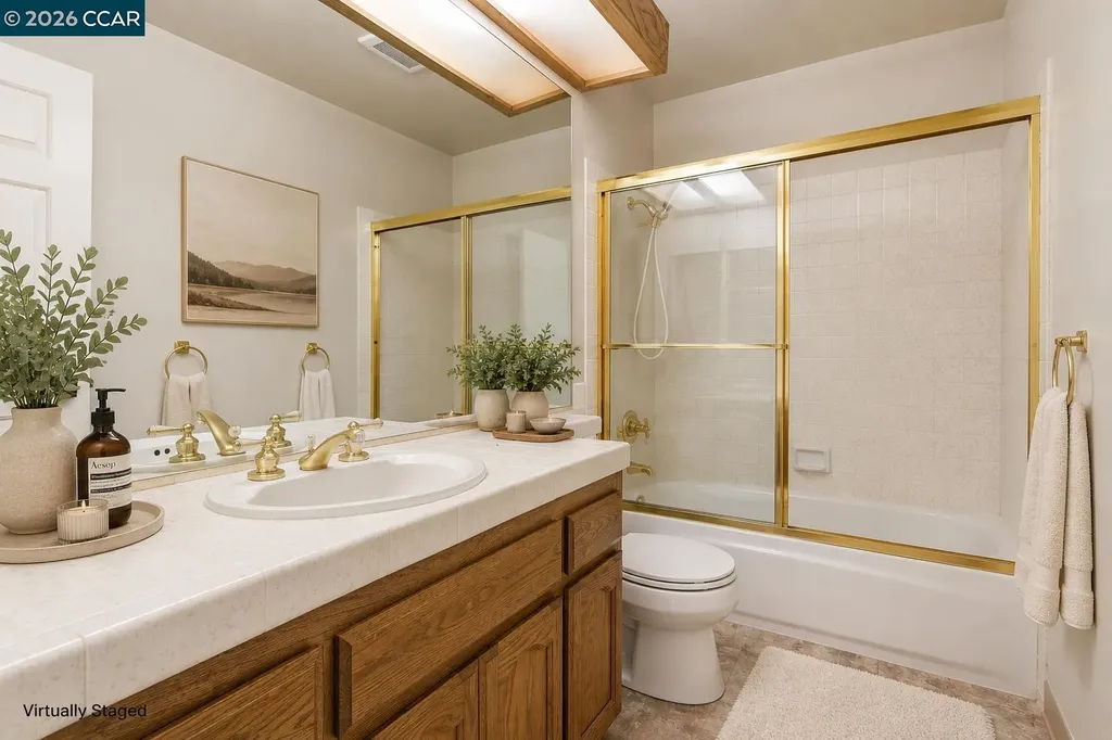 2219 Colonial Court Discovery Bay CA 94505
