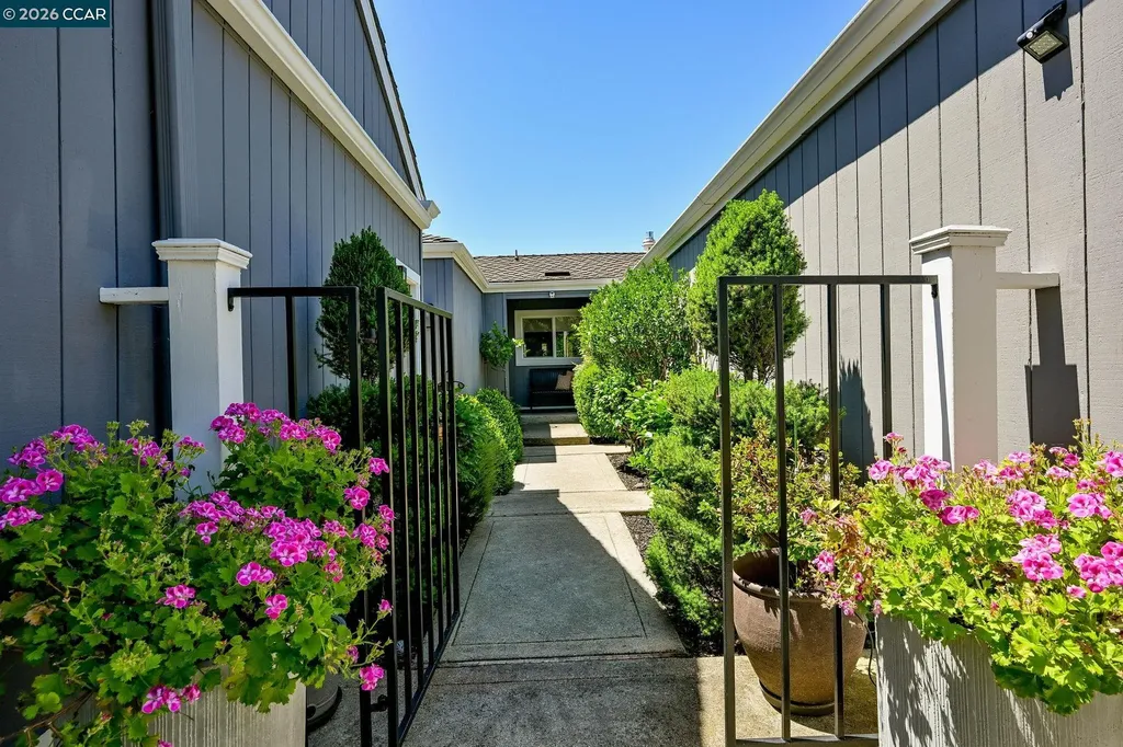 583 Rolling Hills Lane Danville CA 94526